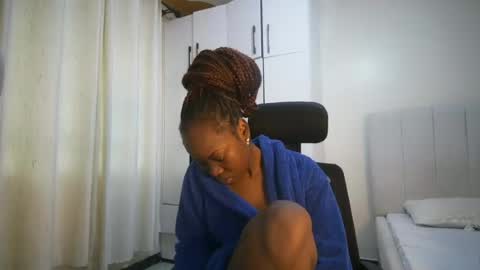 honey drop online show from 04-26-26, 07:28