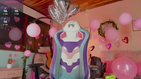 HONEY online show from 02-19-25, 09:58