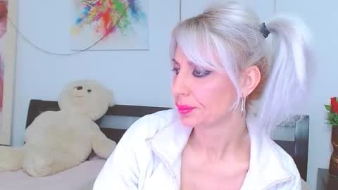 honey_lara online show from 02-04-26, 02:06