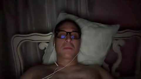 honey_man14 online show from 12-12-24, 01:21