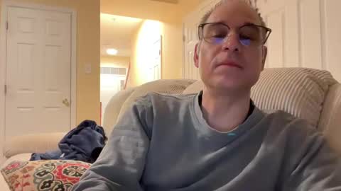 honey_man14 online show from 02-17-25, 11:20