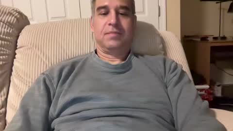 honey_man14 online show from 02-18-25, 04:04