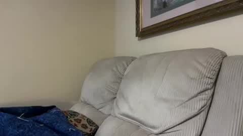 honey_man14 online show from 10-29-25, 02:36