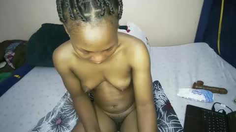 Snapshot of honey_nubia0 chatting on 05-13-26, 07:11 honey_nubia0 online show from 05-13-26, 07:11