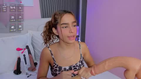 honey_sofii_ online show from 04-10-26, 11:37