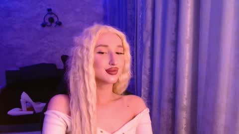 honey_sunset online show from 12-20-25, 11:12