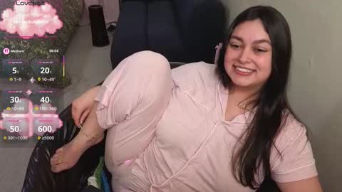 Tia online show from 03-10-26, 01:43