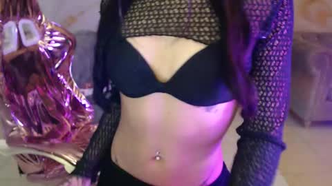 HONEY  online show from 12-20-25, 04:08