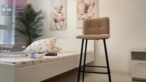 Mia online show from 04-11-26, 07:45