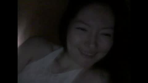 honey_yuzu online show from 11-18-25, 12:31