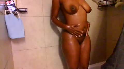 honeybunnzz online show from 05-27-26, 11:35