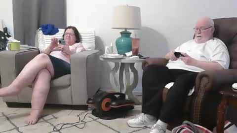 Honey online show from 12-31-24, 06:35