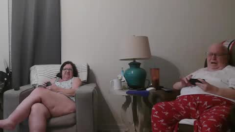 Honey online show from 01-31-25, 11:56