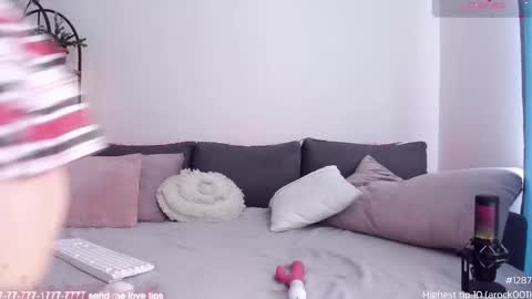 HoneyCarrol online show from 10-30-25, 12:17