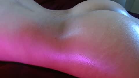 honeygoldenbaddie24 online show from 09-19-25, 05:13