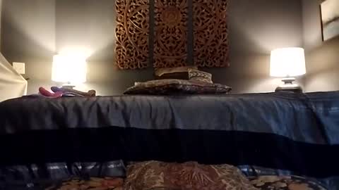 Honey online show from 02-11-25, 02:02