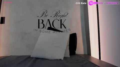 Sofia independent model online show from 11-12-25, 11:21