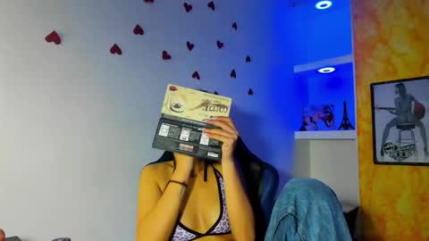 HONEY LUXE online show from 03-17-26, 05:11