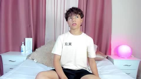 honeymoon_sariel online show from 12-20-25, 08:27