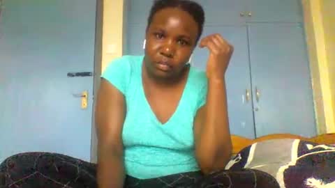 Honeymuny online show from 10-29-25, 10:17