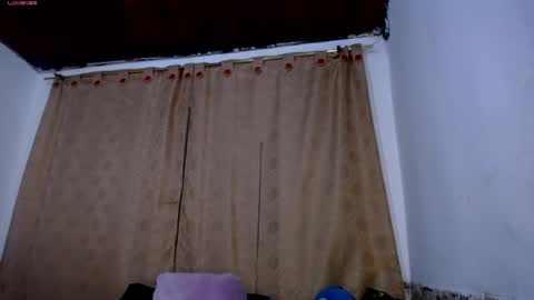 Victoria online show from 04-11-26, 08:18