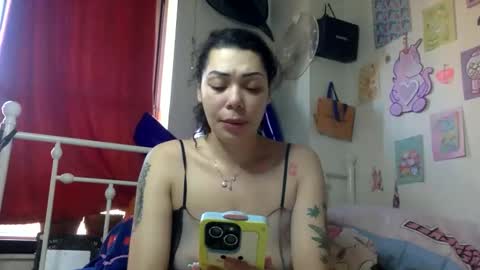 Snapshot of honeyruby chatting on 11-14-25, 02:16 Ruby Sparks online show from 11-14-25, 02:16