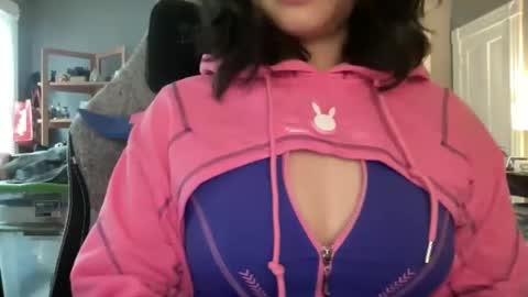 HoneySunshineNeko online show from 05-01-26, 06:34