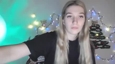 honeyveil online show from 12-21-25, 10:11