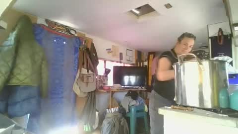 hoodoou online show from 02-17-26, 08:26