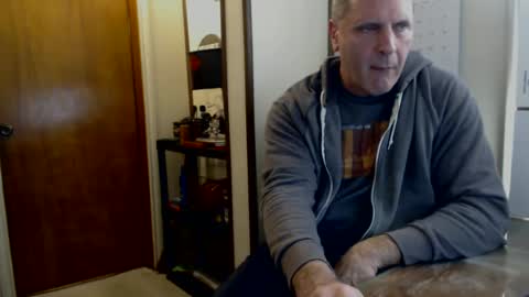 Snapshot of hoosierdadddy4u chatting on 02-25-25, 08:41 Jayson online show from 02-25-25, 08:41