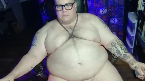 Snapshot of hoosierdaddyxl chatting on 09-21-25, 04:36 Sir online show from 09-21-25, 04:36