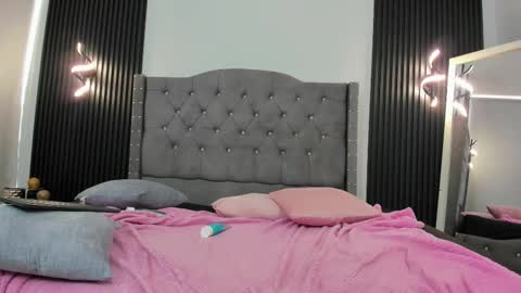 hoot_booys_ online show from 10-27-25, 03:16