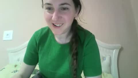 Snapshot of hootloove69 chatting on 03-18-26, 06:00 hootloove69 online show from 03-18-26, 06:00