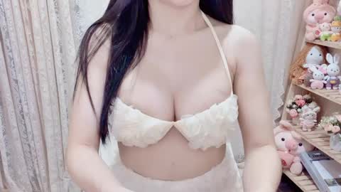 Snapshot of horinatori chatting on 05-20-26, 02:07 Rina online show from 05-20-26, 02:07