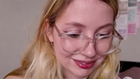 Audrey online show from 11-15-25, 03:37