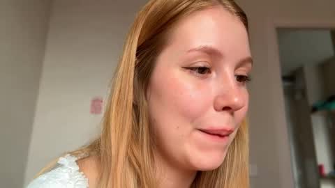 Audrey online show from 04-25-26, 02:14