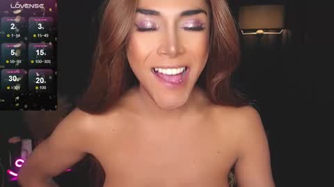 Snapshot of horny_ayahh chatting on 03-03-25, 09:15 horny_ayahh online show from 03-03-25, 09:15