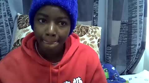 Leila online show from 07-02-26, 06:41