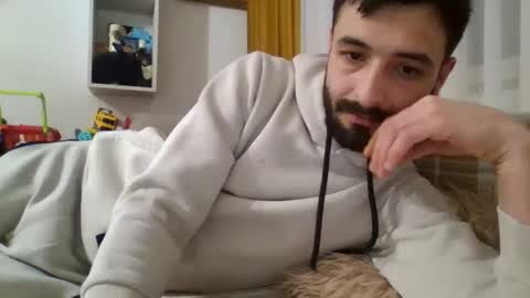 horny_couple9600 online show from 02-11-26, 10:48