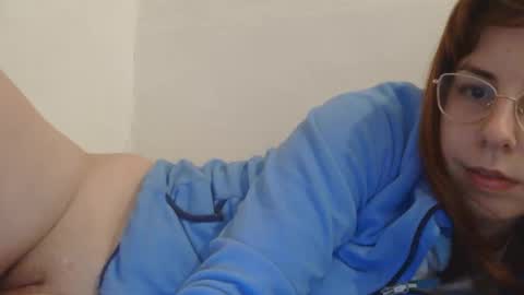 Snapshot of horny_hey chatting on 10-26-25, 06:47 Serena online show from 10-26-25, 06:47