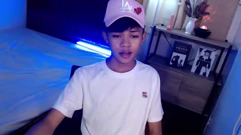 horny_joshxxx online show from 04-29-26, 04:11