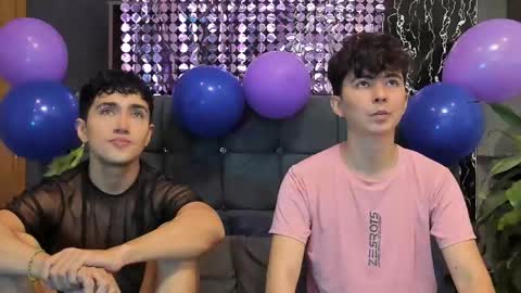 Snapshot of horny_twinks_guys chatting on 02-23-25, 09:59 Alex and Camilo online show from 02-23-25, 09:59