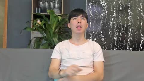 Snapshot of horny_twinks_guys chatting on 10-06-25, 08:28 Alex and Camilo online show from 10-06-25, 08:28