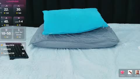 Khloe  online show from 03-02-26, 12:24