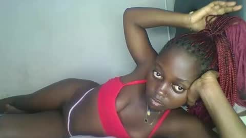 Snapshot of hornybella84 chatting on 02-25-26, 10:08 Bella online show from 02-25-26, 10:08