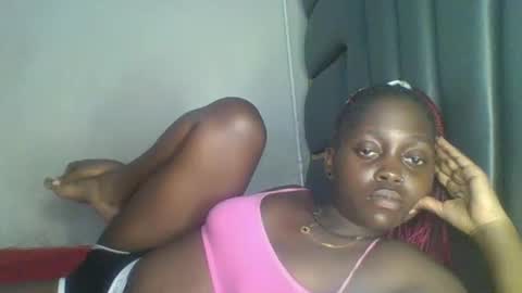 Snapshot of hornybella84 chatting on 03-08-26, 08:18 Bella online show from 03-08-26, 08:18