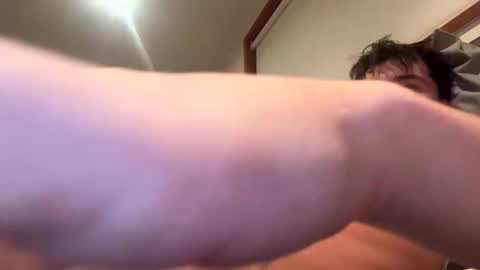 hornyboi186 online show from 06-04-26, 12:00