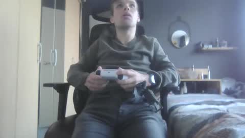 Snapshot of hornyboyivar chatting on 09-29-25, 07:24 hornyboyivar online show from 09-29-25, 07:24