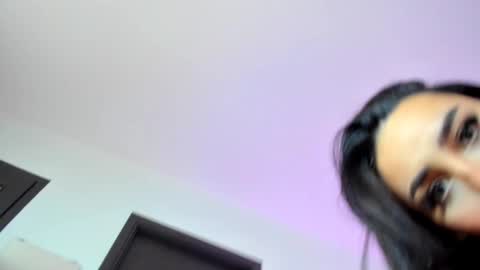 Snapshot of hornyemma_ chatting on 12-11-24, 09:30 Emma online show from 12-11-24, 09:30