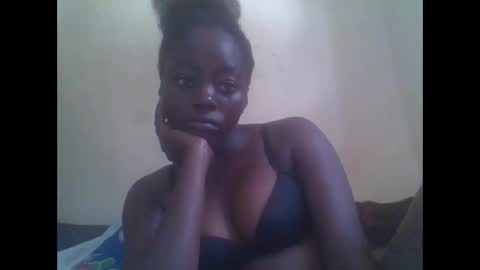 Snapshot of hornygal001 chatting on 12-17-24, 07:07 hornygal001 online show from 12-17-24, 07:07